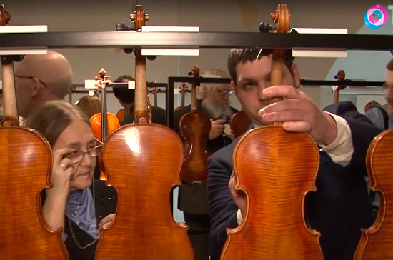 В Санкт-Петербурге открылась выставка скрипичных мастеров