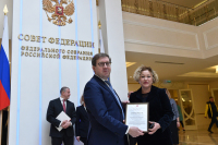В Совете Федерации подвели итоги Года добровольца в России