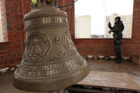 В Главном храме Росгвардии установили колокола