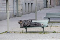 Петербургским бездомным дадут жильё