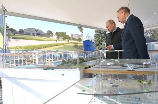 Путин одобрил в Петербурге обустройство парка «чуть получше» «Зарядья»