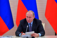 Владимир Путин заявил о возможной упрощенной выдаче паспортов гражданам Украины