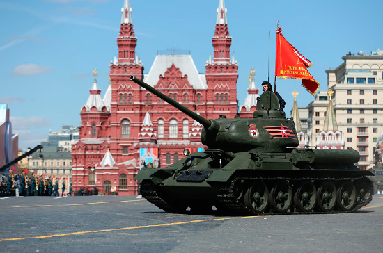 Каково значение праздника Великой Победы для российской молодёжи?