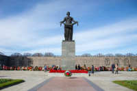 Россия чтит память 500 тысяч жертв блокады Ленинграда