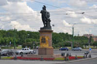 Памятник Суворову решили построить при жизни полководца