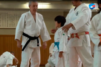 Турчак и Климов провели тренировку по дзюдо во время визита в Токио