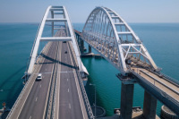 Минтранс выполнит поручение по открытию железнодорожной части Крымского моста раньше срока