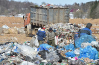 Привлекать осуждённых к переработке мусора планируют в 28 регионах