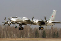 В Миноброны РФ рассказали о длительном полёте ракетоносцев Ту-95МС над Аляской