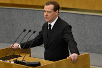 Медведев: регионы готовы к проведению ЕГЭ