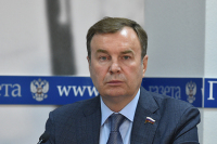 Зубарев отметил высокий уровень организации предварительного голосования в Иркутске
