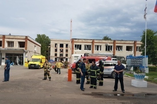 Власти Дзержинска планируют восстановить повреждённое при ЧП остекление домов до конца недели