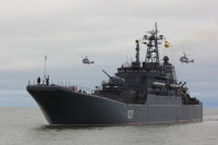 Крейсер США помешал прохождению российского военного корабля в Восточно-Китайском море