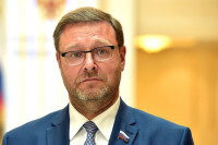 Косачев прокомментировал решение сейма Латвии по сносу советского мемориала 