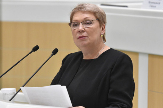 Васильева призвала выравнять качество образования в городских и малокомплектных школах