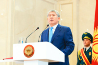 Конституционную палату Киргизии попросили разобраться в деле Атамбаева