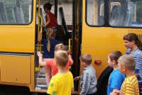 Перевозка детей в летние лагеря станет более безопасной