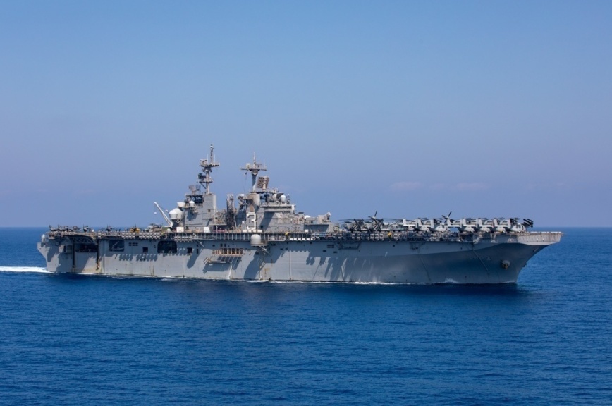 Корабль США сбил иранский беспилотник в Ормузском проливе