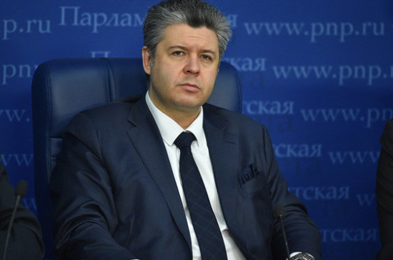 Григорьев назвал очевидным вмешательство США и ЕС на выборы в Верховную раду