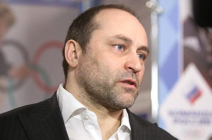 Свищев прокомментировал поступок российской легкоатлетки, вышедшей на круг почёта с пледом