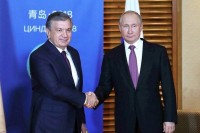 Владимир Путин поздравил президента Узбекистана с днём рождения