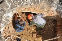 Археологи-волонтёры просят не брать с них деньги