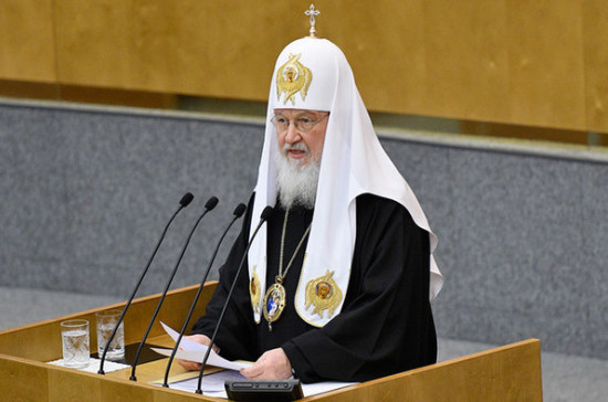 Патриарх Кирилл: для развития России важно утверждать связь с историей святых