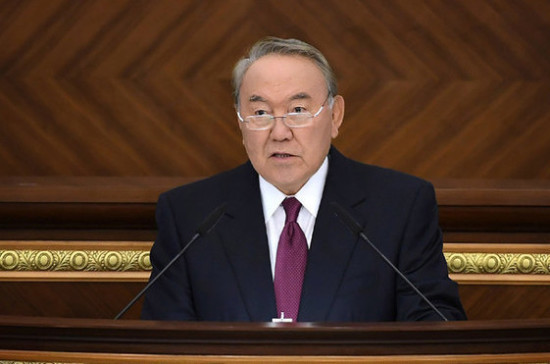 Назарбаев поручил провести перезагрузку правящей партии в Казахстане