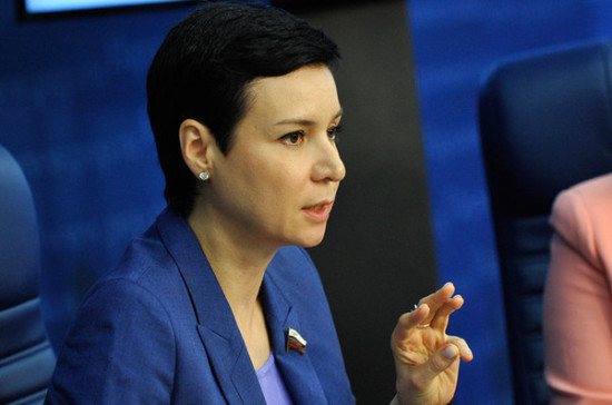 Рукавишникова рассказала о законопроекте о снижении отчётной нагрузки для учителей