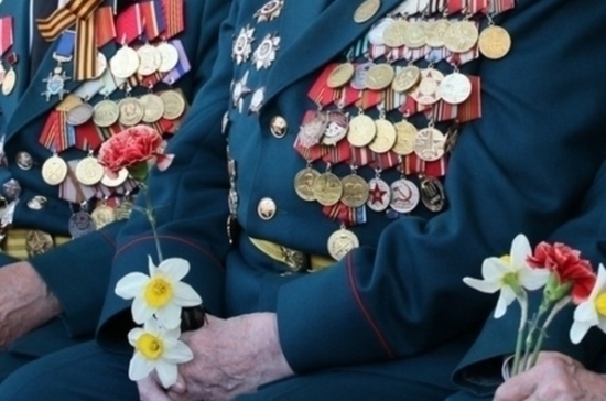Петербургские ветераны и блокадники получат денежную выплату к 75-летию Победы
