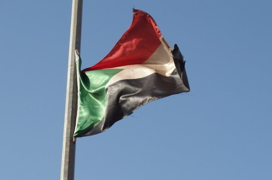 В Судане военные и оппозиция подписали конституционную декларацию