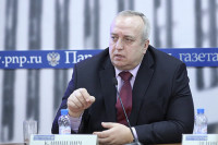 Клинцевич назвал вмешательством во внутренние дела протест Украины из-за поездки Путина в Крым