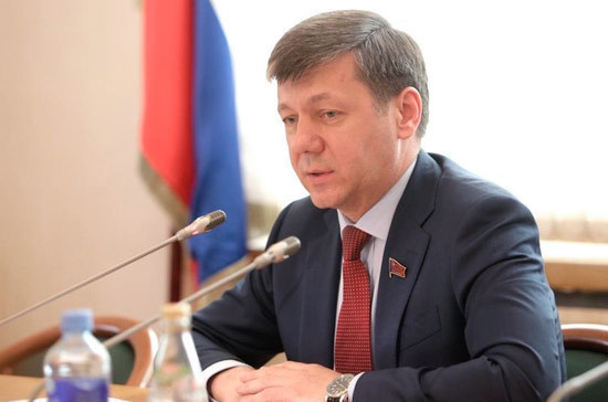 Депутат Новиков поддержал отказ Пентагона от введения морской блокады Венесуэлы