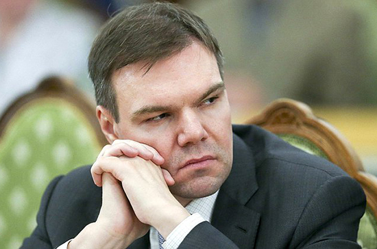 Антипиратские поправки планируется внести до конца сентября, сообщил Левин