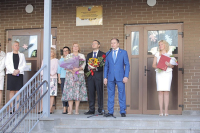 Романов поздравил с Днём знаний учеников школы №492 Санкт-Петербурга