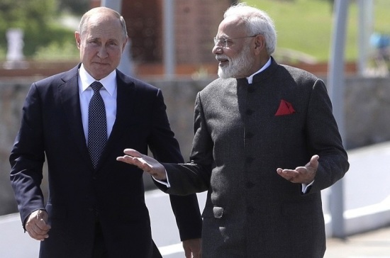 Путин: премьер Индии принял приглашение приехать в Москву на День Победы в 2020 году
