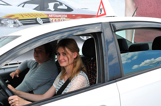 В Минпросвещения рассказали, зачем нужно развивать юношеские автошколы