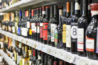 Скворцова: Минздрав категорически против дистанционной продажи алкоголя в России