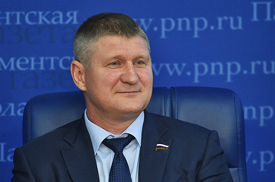 Шеремет ответил на предложение украинского министра переписать учебники