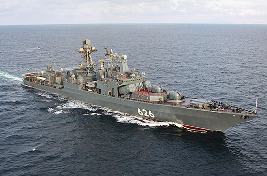 Российские моряки впервые провели задержание корабля в Арктике