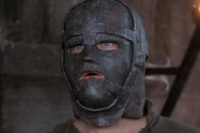 Когда в Бастилию перевели «человека в железной маске»