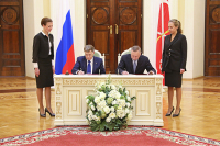 Заксобрание Петербурга и Смольный подписали совместный план законопроектной работы