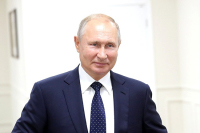 Путин поздравил Басилашвили с юбилеем