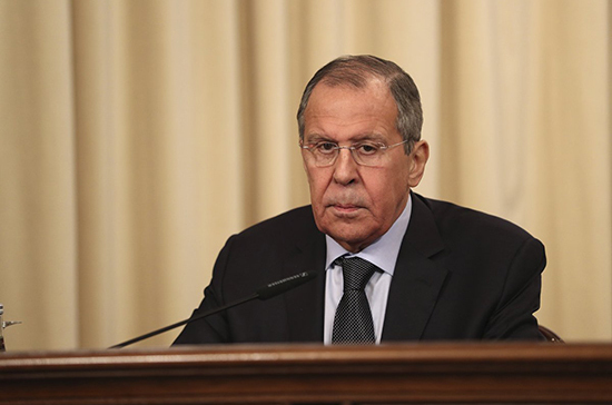 Лавров рассказал о безвозмездных поставках российского оружия в ЦАР