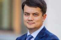 Спикер Рады намерен покинуть пост главы партии «Слуга народа»