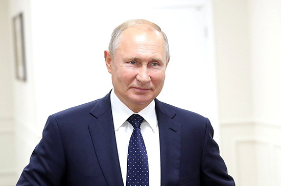 Додон поздравил Путина с днём рождения