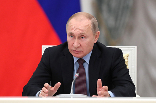 Путин: Россия не дружит с другими странами «против кого-то»