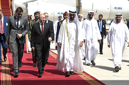 Владимир Путин прибыл с государственным визитом в ОАЭ