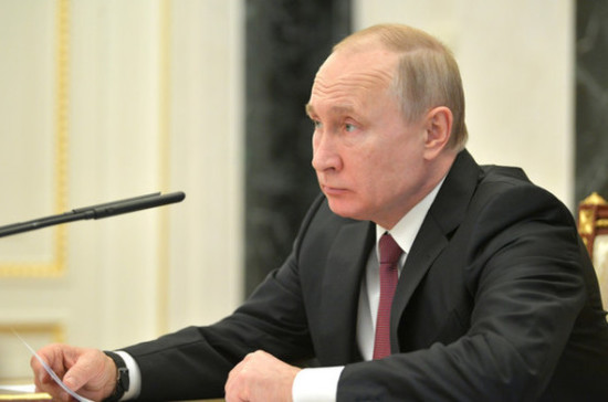 Путин предложил отозвать заявление СССР о признании комиссии в рамках Женевских конвенций