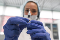 Около 27 тысяч человек в Подмосковье сделали прививки от гриппа в мобильных пунктах вакцинации